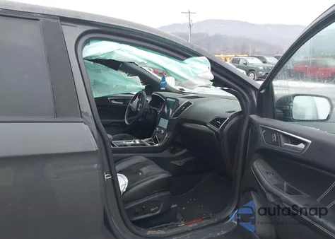 2021 Ford Edge St z USA, uszkodzony, nr VIN 2FMPK4AP0MBA33947